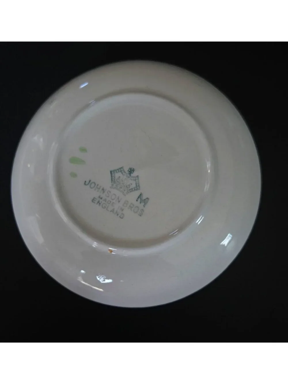 Johnson Bros Haddon Hall 4-Inch Haddon Hall Butter Pat Dish